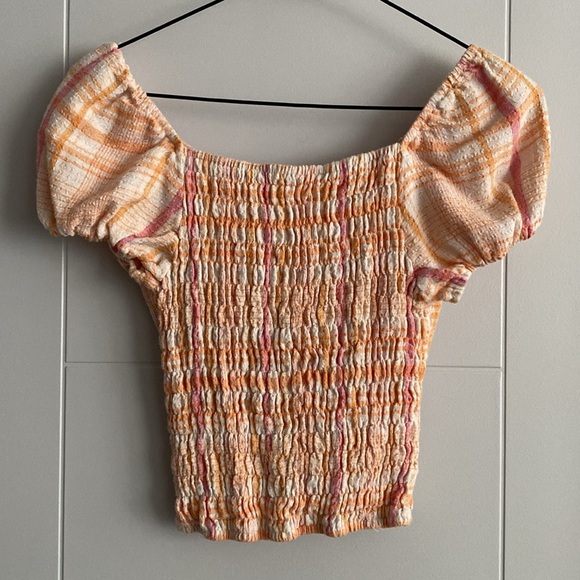 MONTEAU Peplum Top with Sweetheart Neckline - Picture 3 of 3